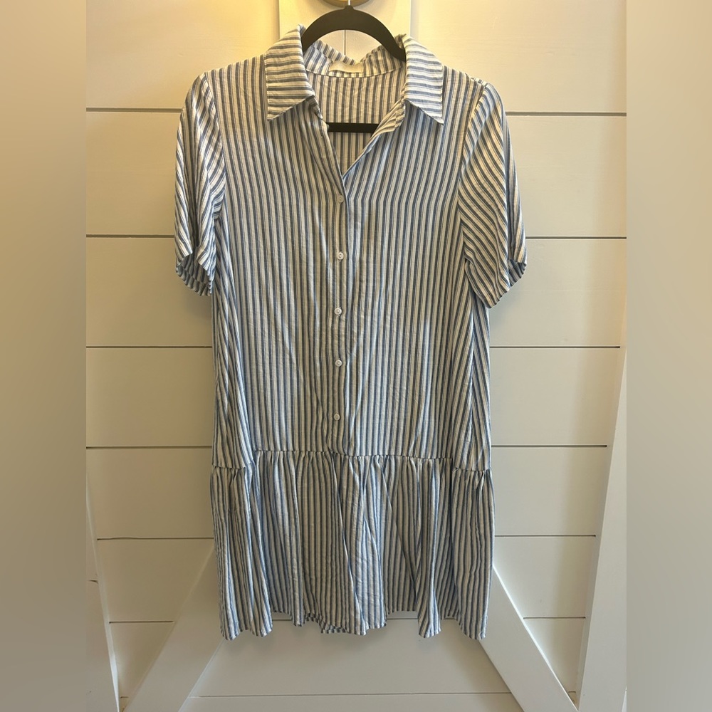 Q2 small striped dress